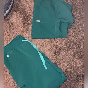 Figs Scrubs Hunter Green Set
